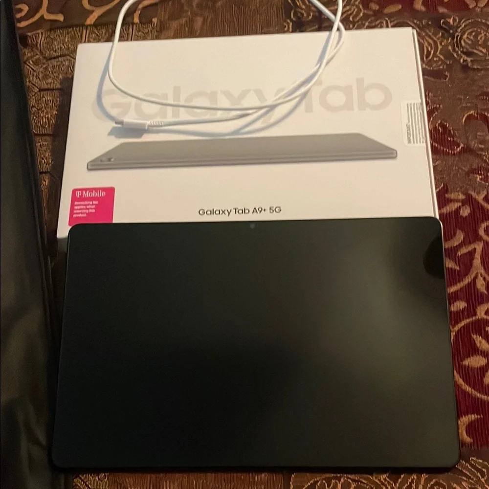 Samsung Black Tablet - Sleek Design Powerful Performance Stunning Display